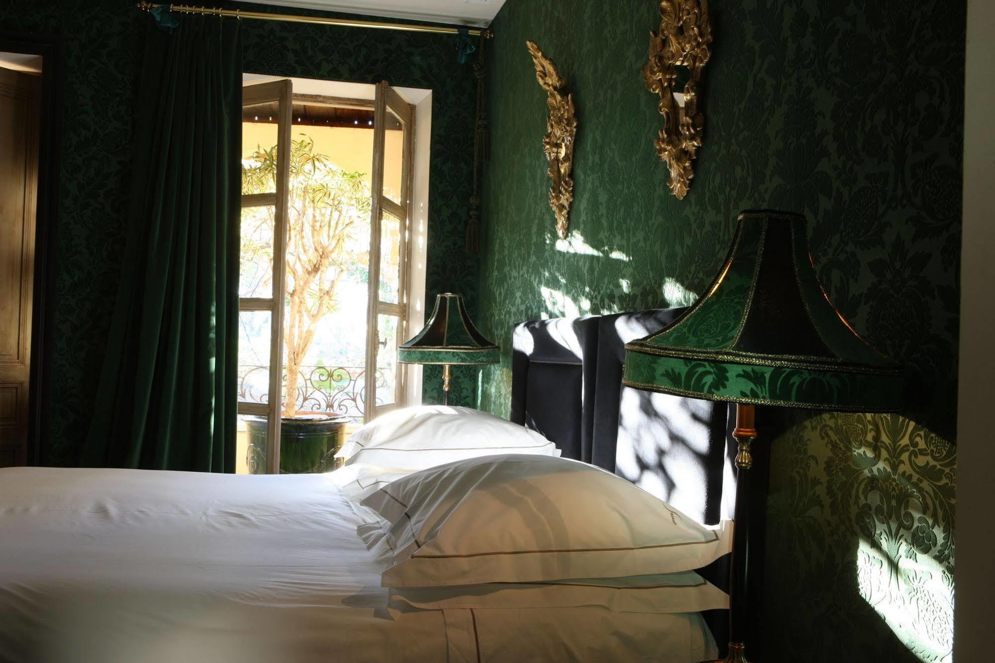 Jardins Secrets Hotel นีมส์ ภายนอก รูปภาพ
