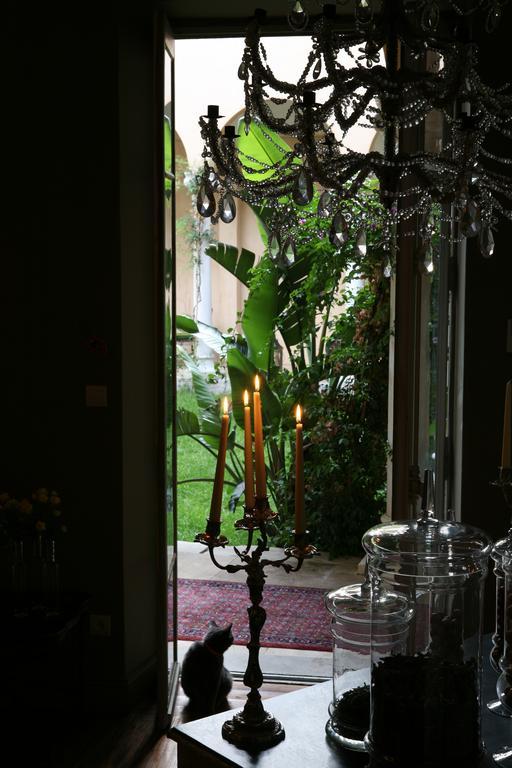 Jardins Secrets Hotel นีมส์ ภายนอก รูปภาพ